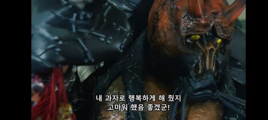 가면라이더) 어느 빌런이 아이들만 노리는 이유_2.jpg