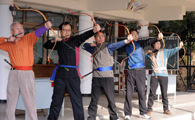 활 쏠때 가슴이 방해되었다는게 잘못된 상식인 이유_6.jpg