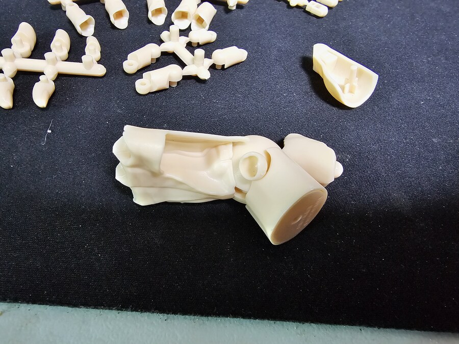 염가판의 미덕 그 자체 아티스트 서포트 아이템 1/2 핸드 모델_7.jpg