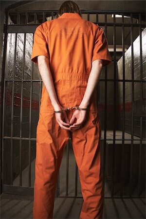 그래서 저 자식 빵들어온 사유가 뭐라고?_1.jpg