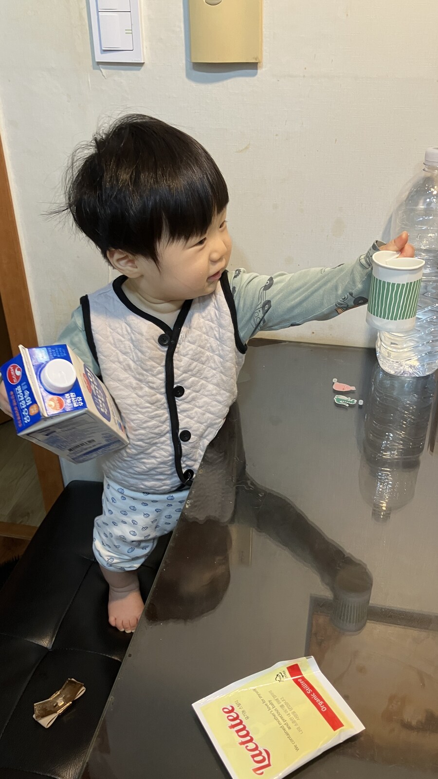 재탕) “아빠 우유 따라줄게요”_2.jpg