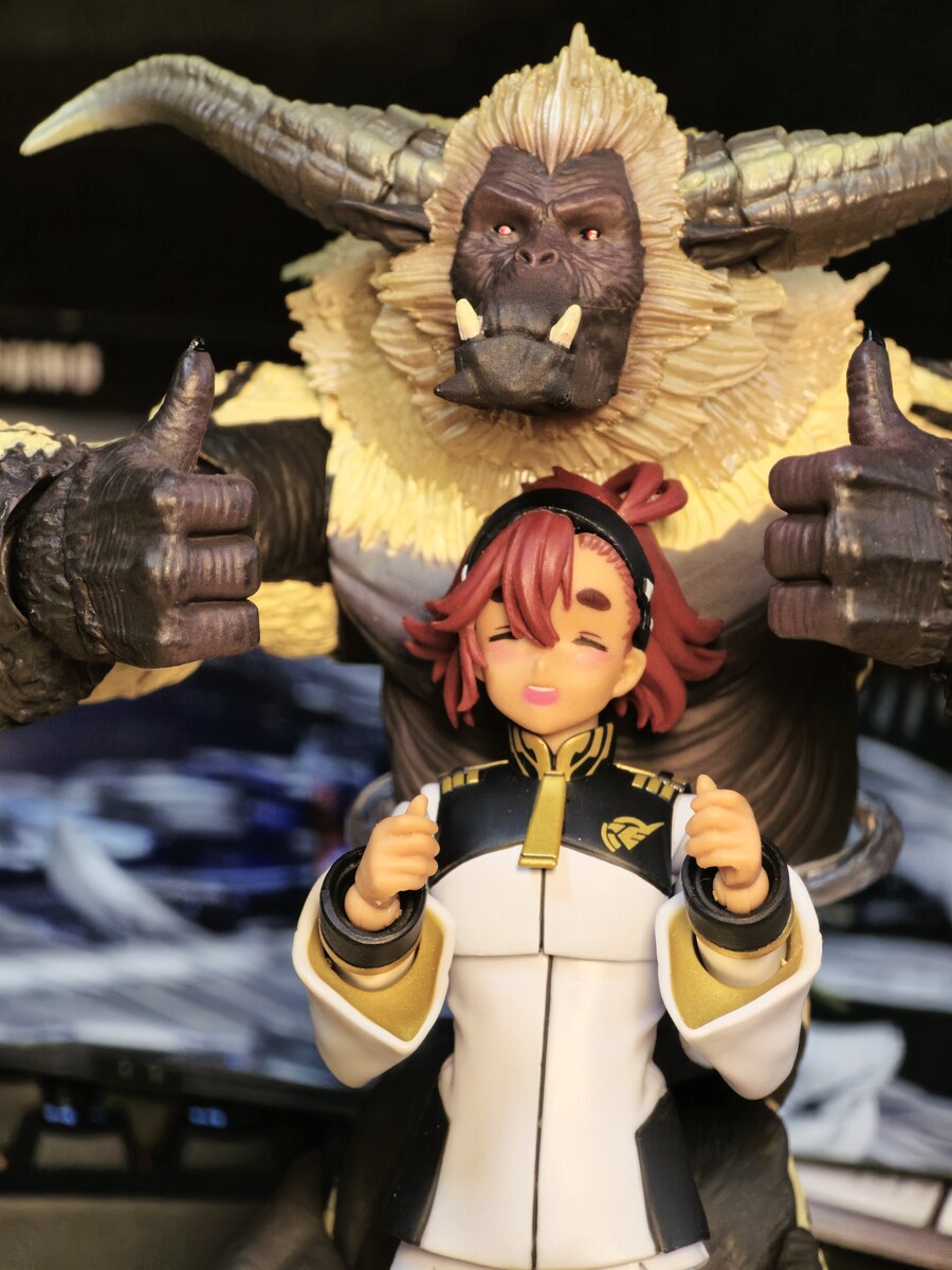 몬스터헌터) 어제 온 라잔 피규어_12.jpg