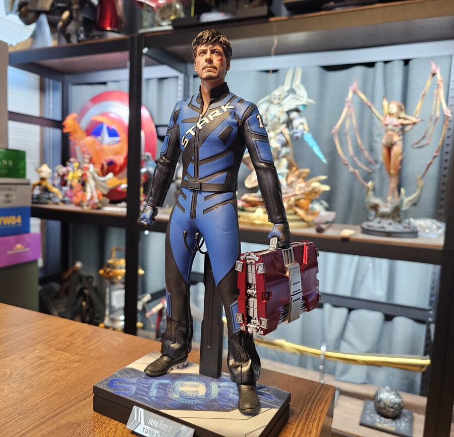 [핫토이 & ZD toys] 아이언맨 마크5 슈트업 & 케이스_10.jpg