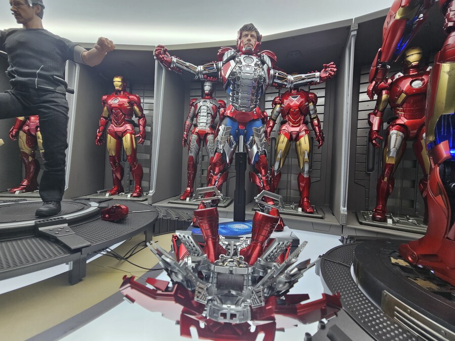 [핫토이 & ZD toys] 아이언맨 마크5 슈트업 & 케이스_37.jpg