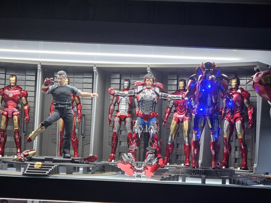 [핫토이 & ZD toys] 아이언맨 마크5 슈트업 & 케이스_38.jpg
