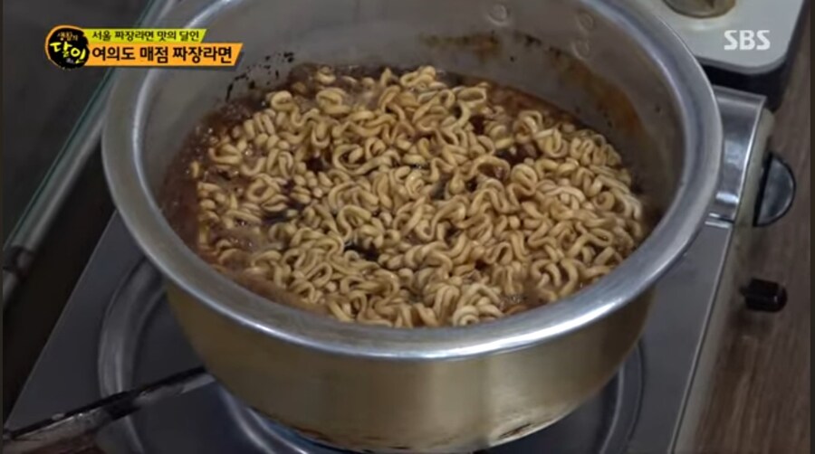 여의도 매점 짜장라면의 달인 ㄷㄷㄷ;;_14.jpg