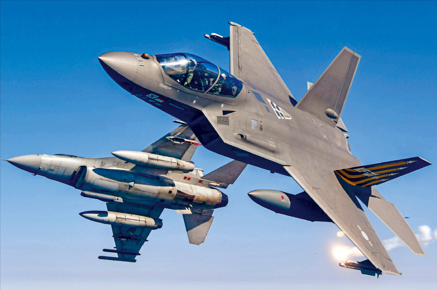 KF-21 보라매 근황_1.jpg