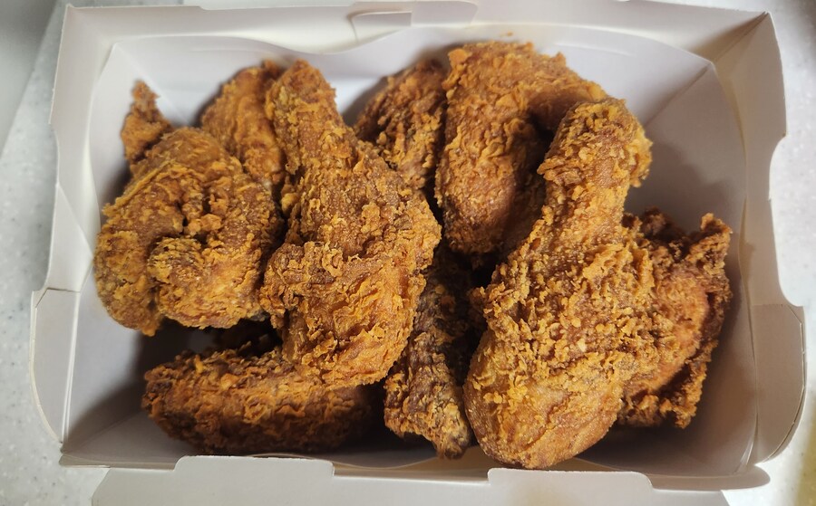 맛은 있는데 후유증을 각오하고 먹어야하는 치킨_1.jpg