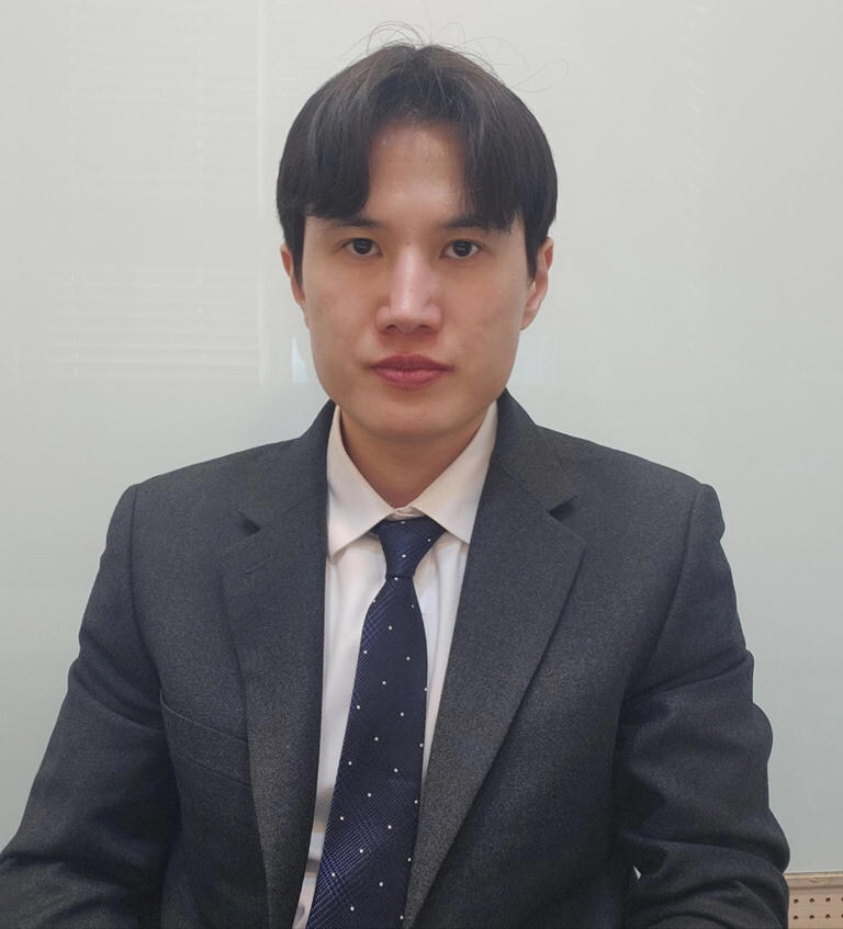 외신기자인 나도《계몽》되었다 … 《한국 법치주의 붕괴》우려한다_1.jpg