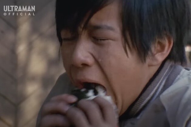 울트라맨) 눈물의 주먹밥 먹방_1.jpg