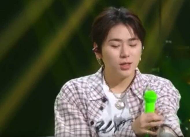 공중파 방송에서 모자이크 처리 안당하는 문신.jpg_1.jpg