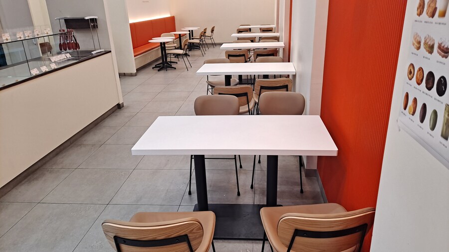 유게이 카페 접는다. 디저트 싸게 가져가라_3.jpg