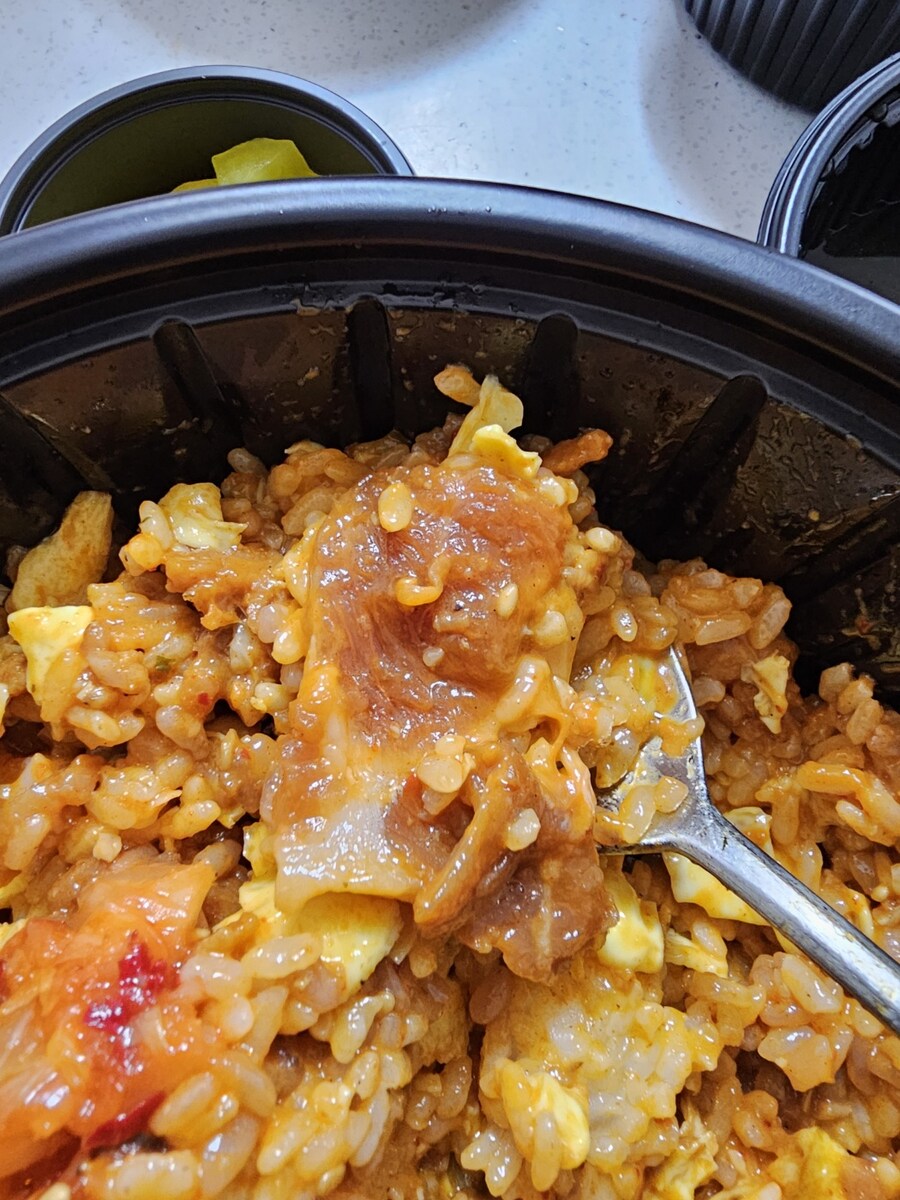 제육볶음 시켰는데 고기가 안 익어서 옴 ㅋㅋㅋㅋㅋㅋㅋㅋㅋ_4.jpg