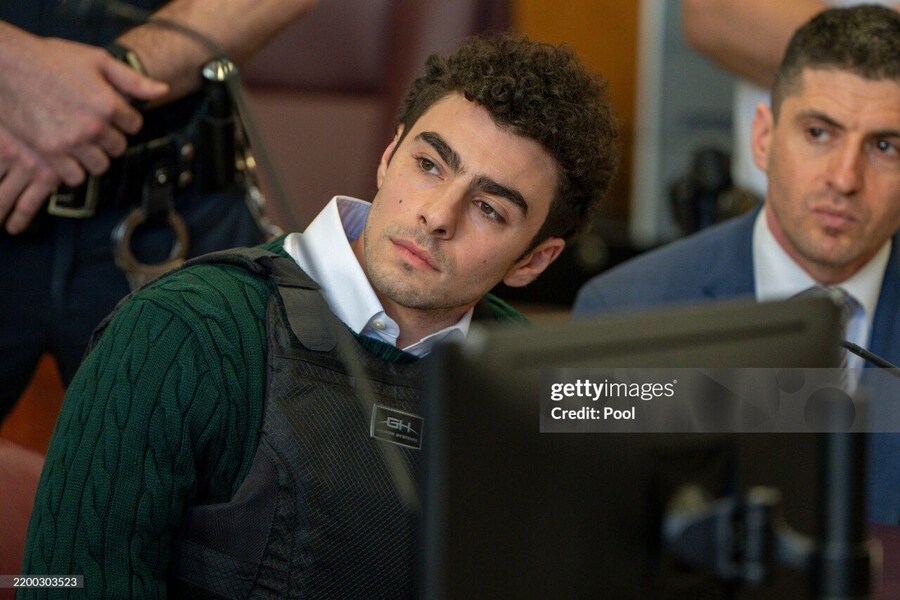 미국 보험사 CEO 암살범 루이지 맨지오니 근황_2.jpg