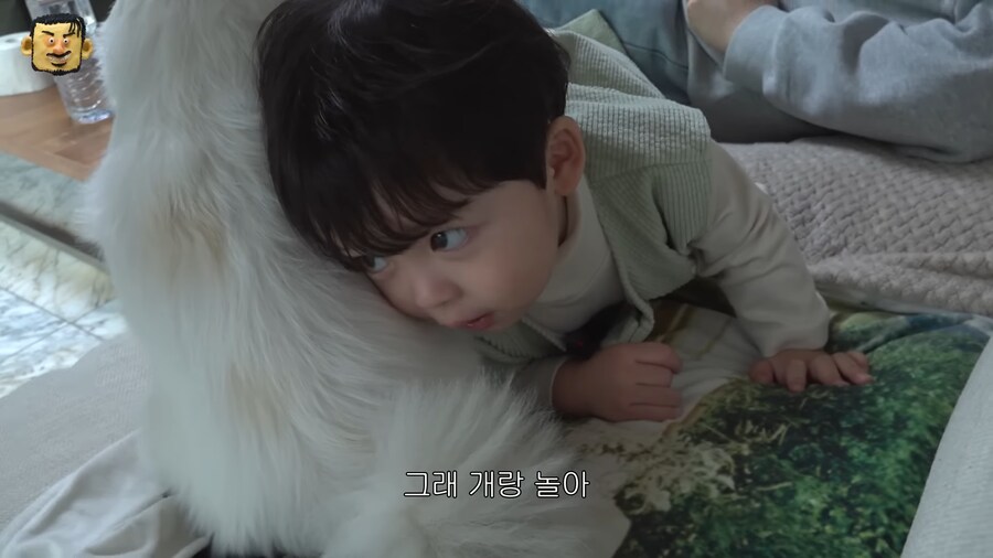 강아지가 너무 좋았던 아기_1.png