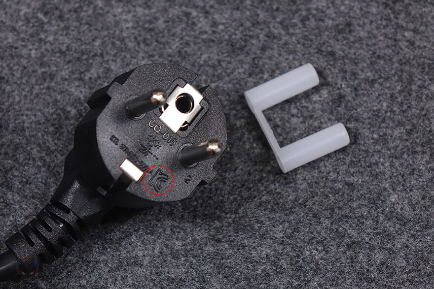 최신규격과 함께 완성도가 더 높아진 파워!-다크플래쉬 퍼펙트모스트 750W 화이트_18.jpg