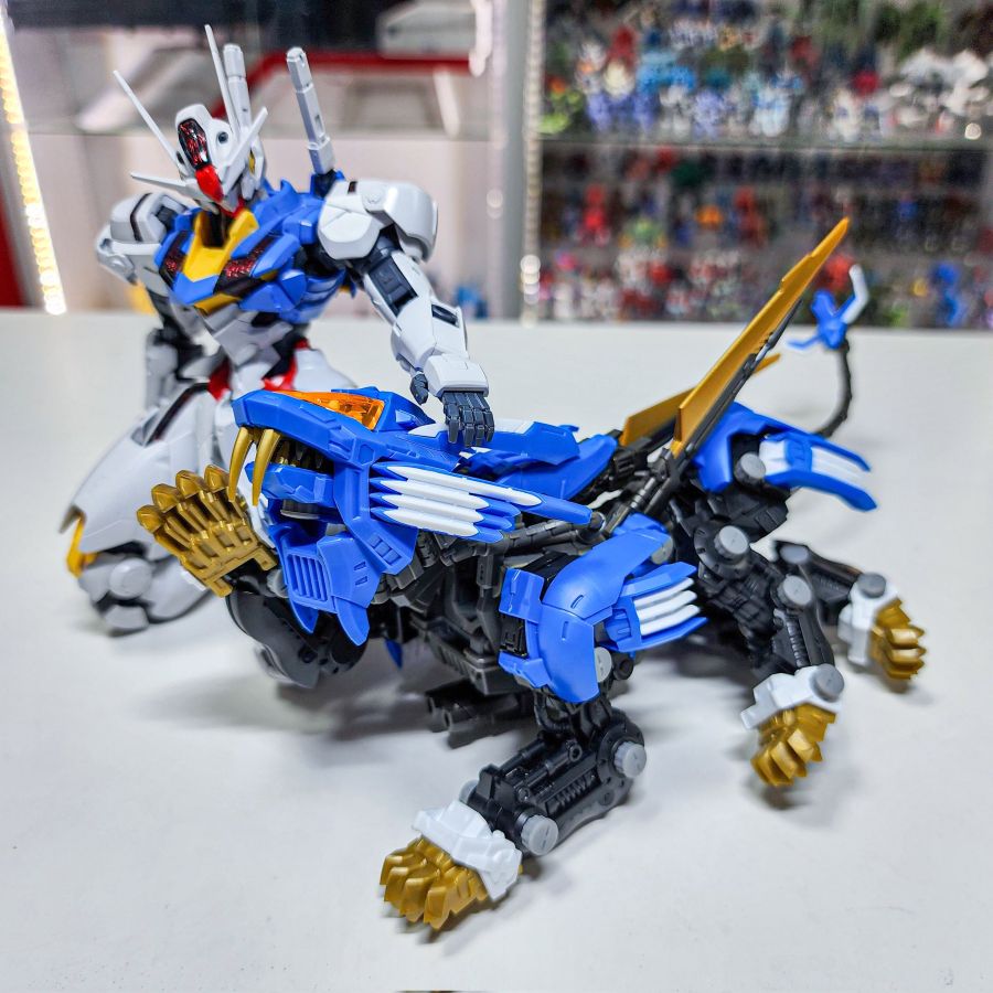 [타카라 토미] 조이드 리얼라이즈 모델 블레이드 라이거 가조립 사진_2.jpg