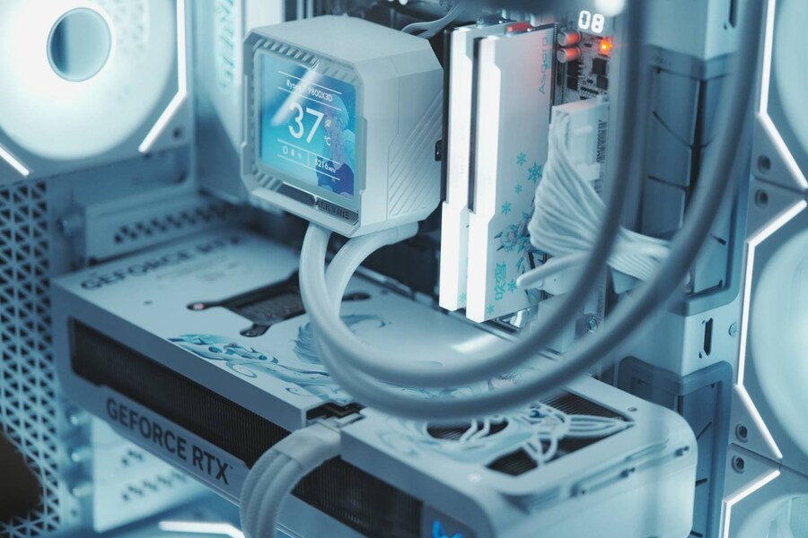 MANLi 지포스 RTX 5080 Polar Fox 구매 겸 화이트 셋팅_4.jpg