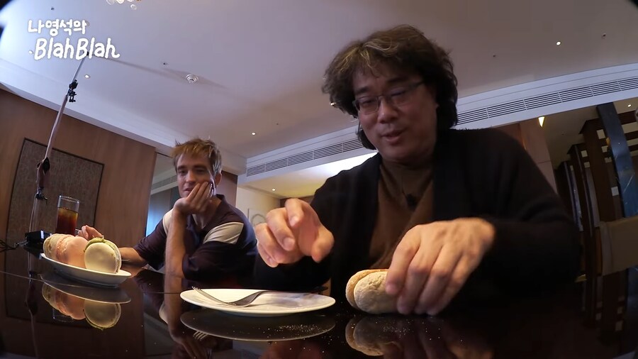 먹는거에 진심인 봉준호 감독님.jpg_37.png