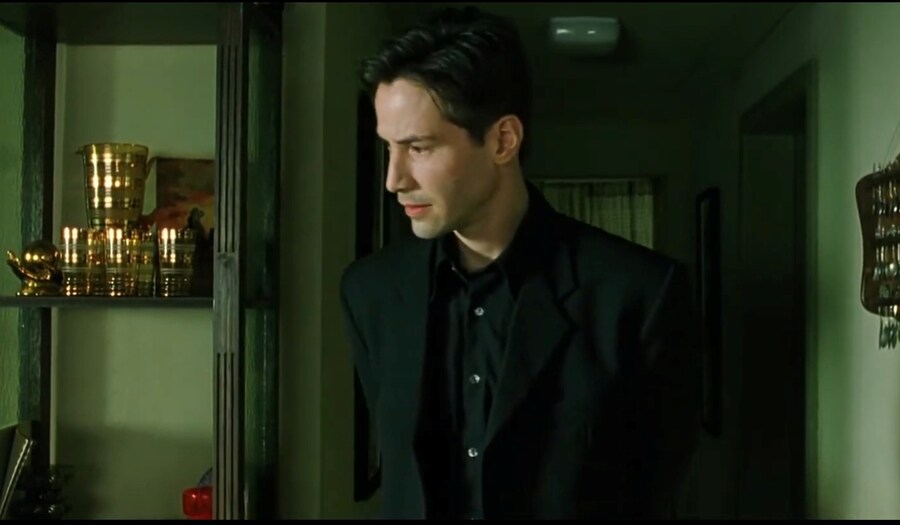 영화) 매트릭스 1편의 핵심 메세지 "숟가락은 없다"_1.jpg