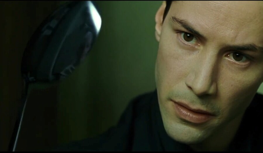 영화) 매트릭스 1편의 핵심 메세지 "숟가락은 없다"_34.jpg