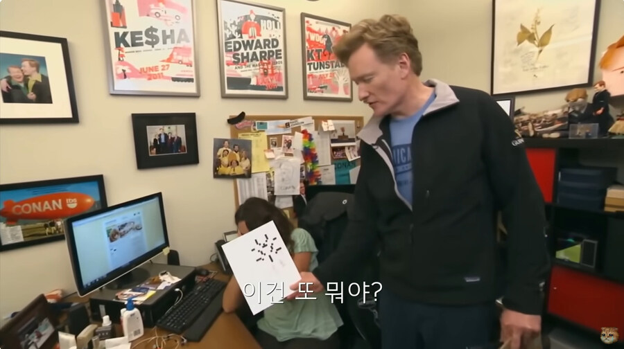 지금의 미국 정부 처럼 인원 감축을 하려고 했던 코난 오브라이언의 쇼_37.jpg