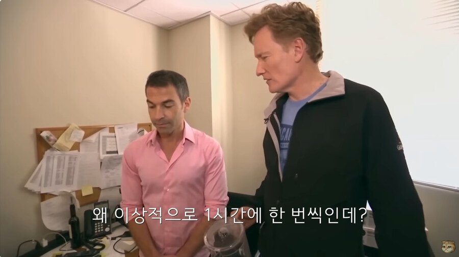 지금의 미국 정부 처럼 인원 감축을 하려고 했던 코난 오브라이언의 쇼_122.jpg