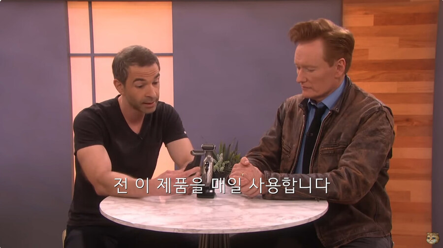 직장내 갑질로 면도기 리뷰를 하게된 남자_12.jpg