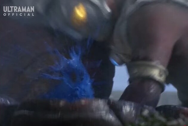 울트라맨) 피 칠갑 레오_3.jpg