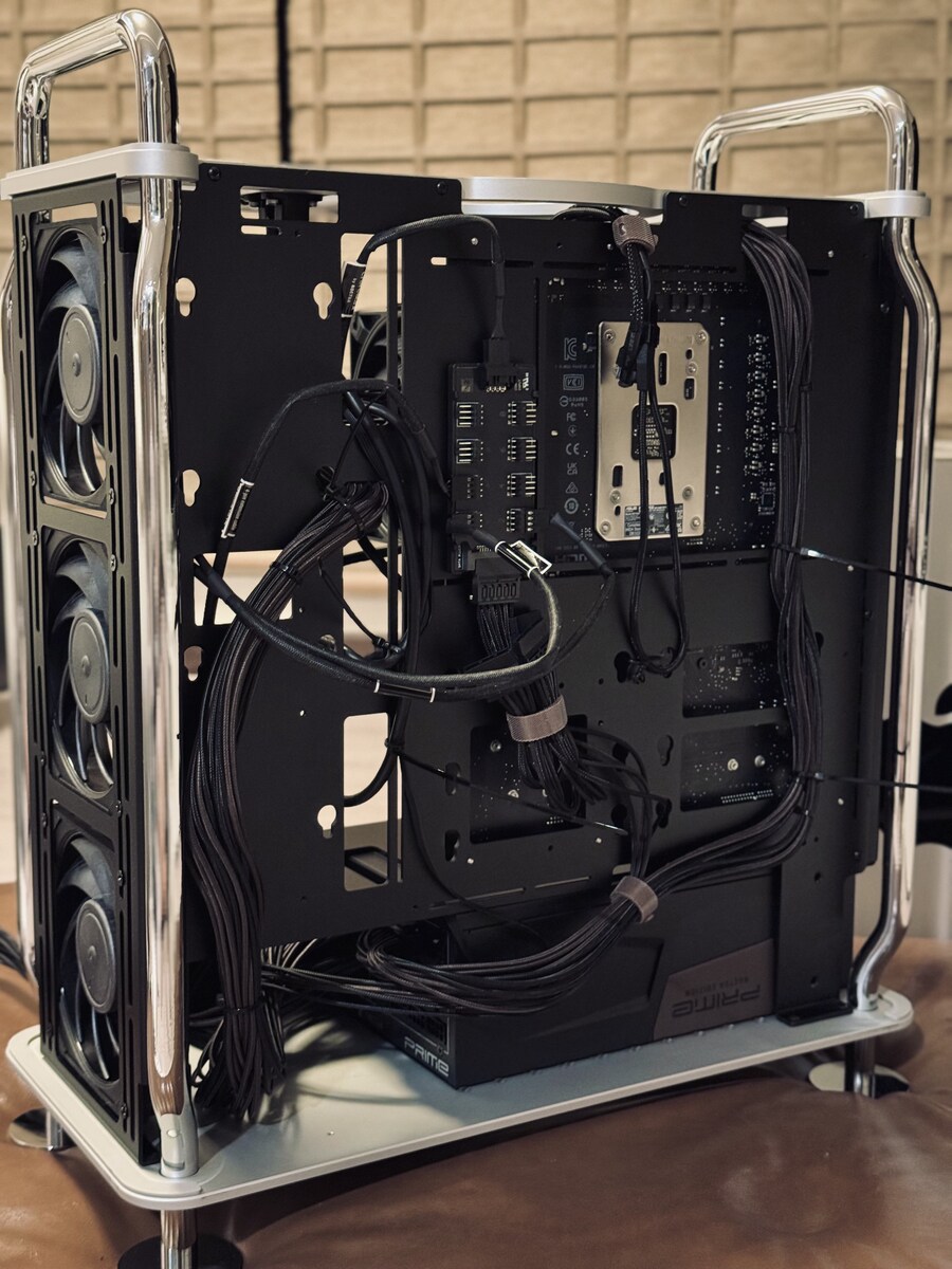 RTX5090 스팀머신 조립기_67.jpg