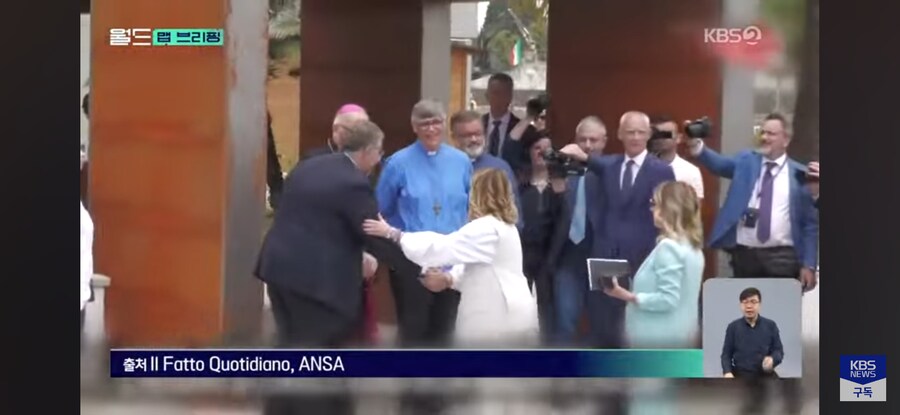 총리에게 암캐년이라고 욕한 이탈리아 주지사_5.png