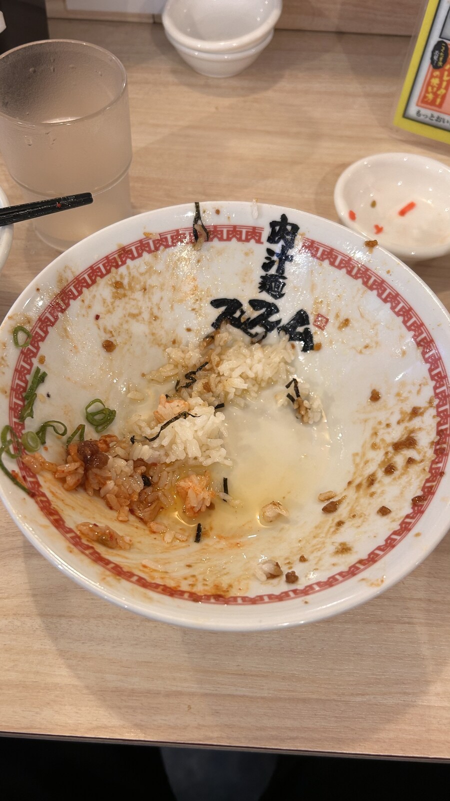 삼겹살 튀김 볶음을 산처럼 쌓아주는, 도쿄 니쿠지루멘 스스무_24.jpg