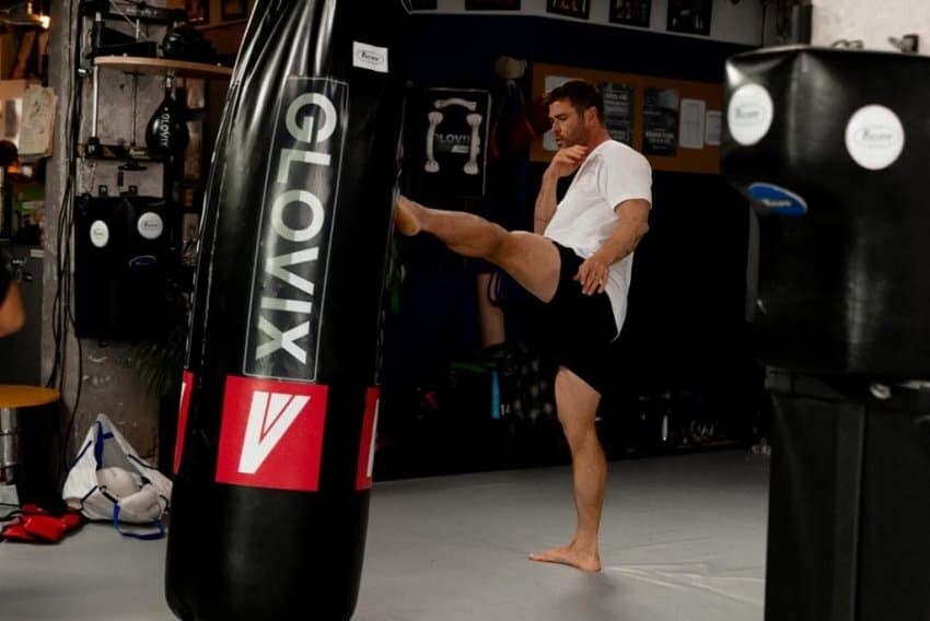 크리스 헴스워스 한국 촬영 사진 공개_7.png