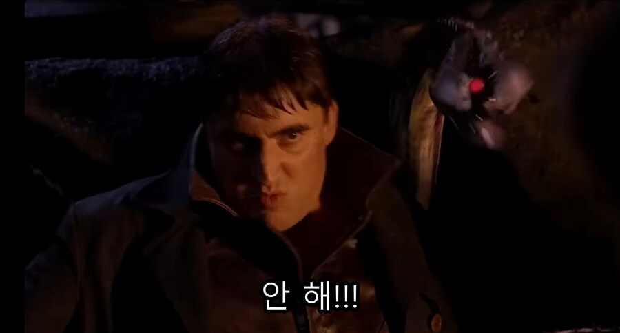 영화) 스파이더맨2, 신념을 가지고 있었던 빌런 '닥터 오토퍼스'_18.jpg