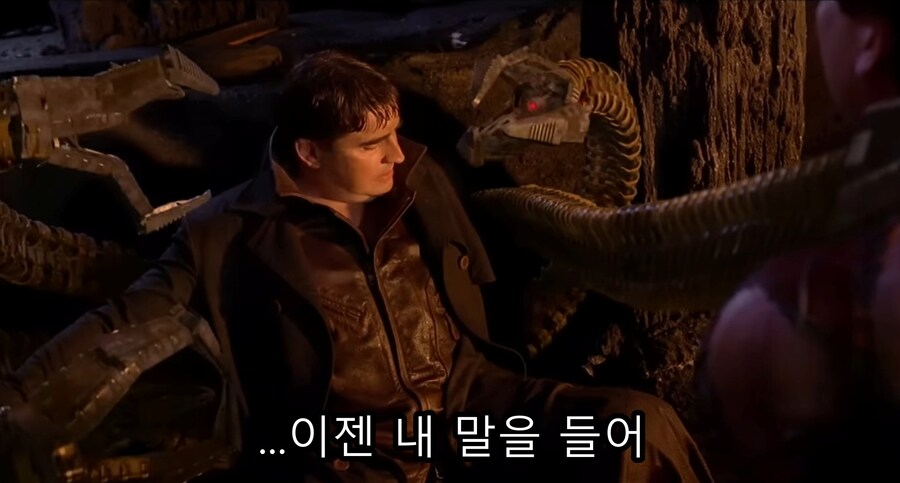 영화) 스파이더맨2, 신념을 가지고 있었던 빌런 '닥터 오토퍼스'_47.jpg