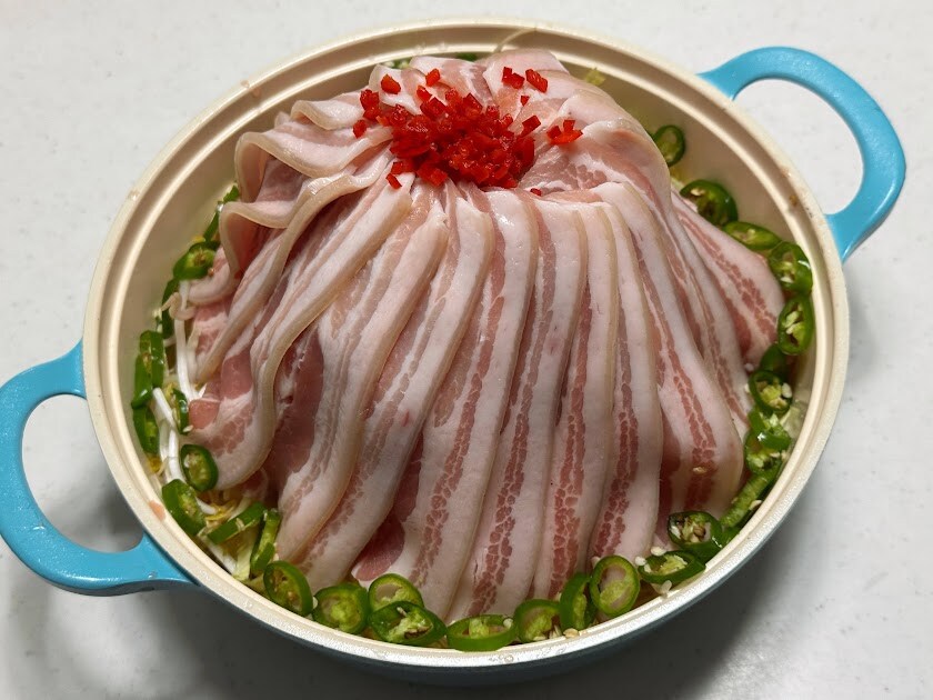 대패삼겹살 숙주찜