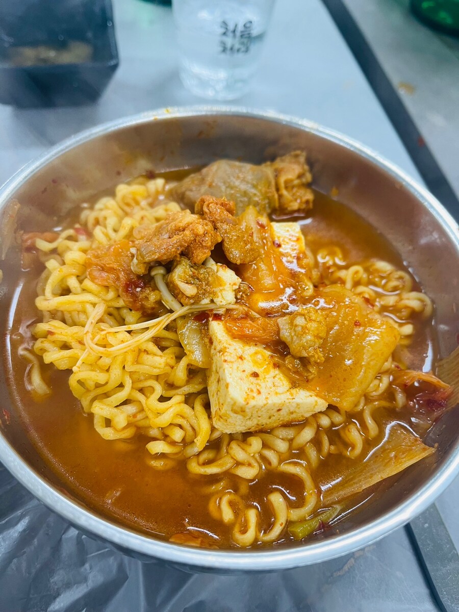 2월 회식 생삼겹살_5.jpg