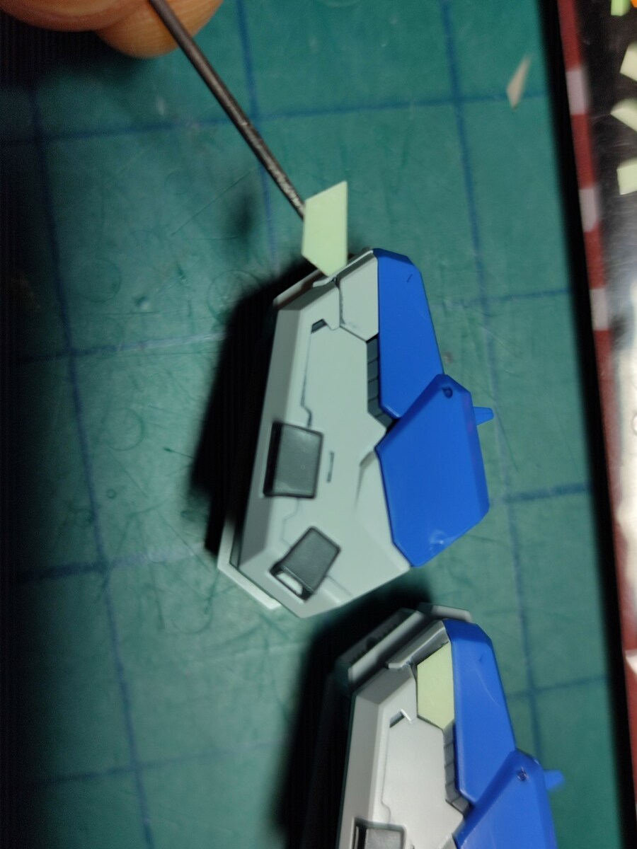 RG 하이뉴 건담 축광테이프 작업 마지막편(상체작업&간단 완성샷)_7.jpg