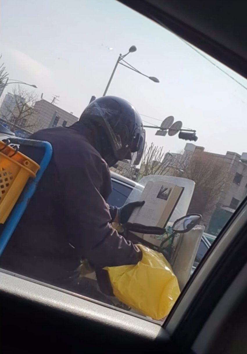 감성 쩌는 독서가_1.jpg