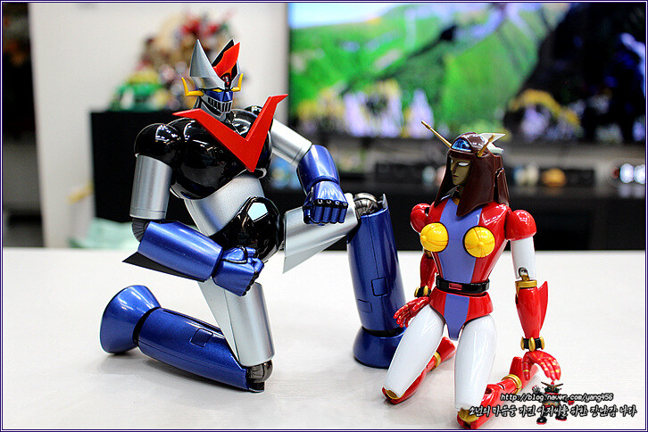 [초합금혼] 위대한 용자 그레이트 마징가, 그리고 불꽃의 근성 야성의 비너스 A_1.jpg