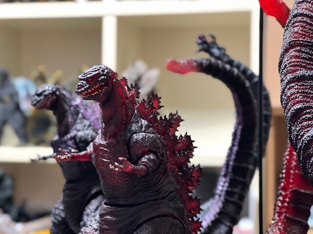 신 고질라 피규어 떼샷_8.jpg