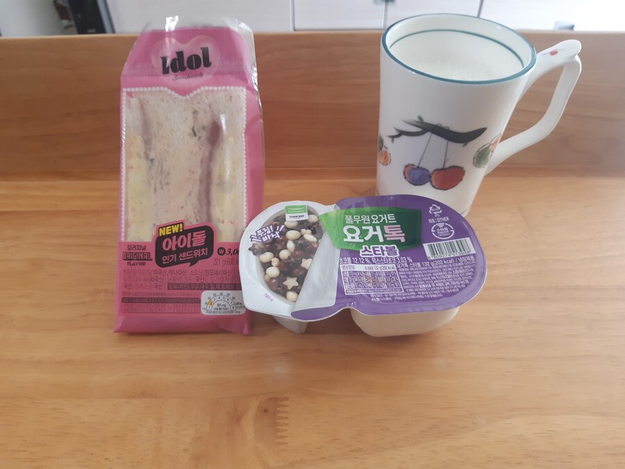 아이돌 샌드위치,요거톡 (3월 11일)_1.jpg