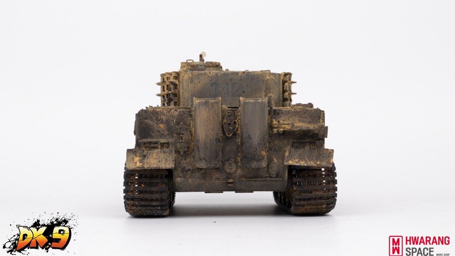 아카데미 1/35 German Tiger I Late Ver.[티거1 후기형]_6.png