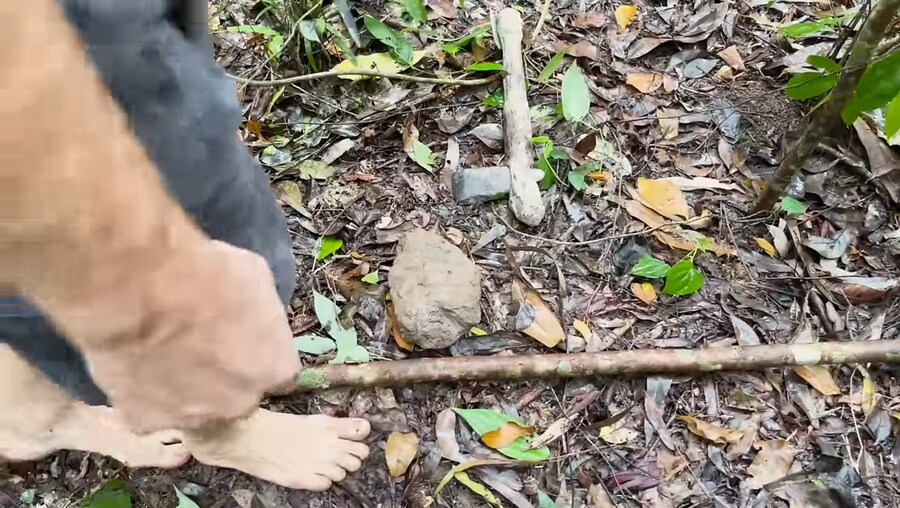 원시시대 재현하는 유튜버 논란_1.jpg