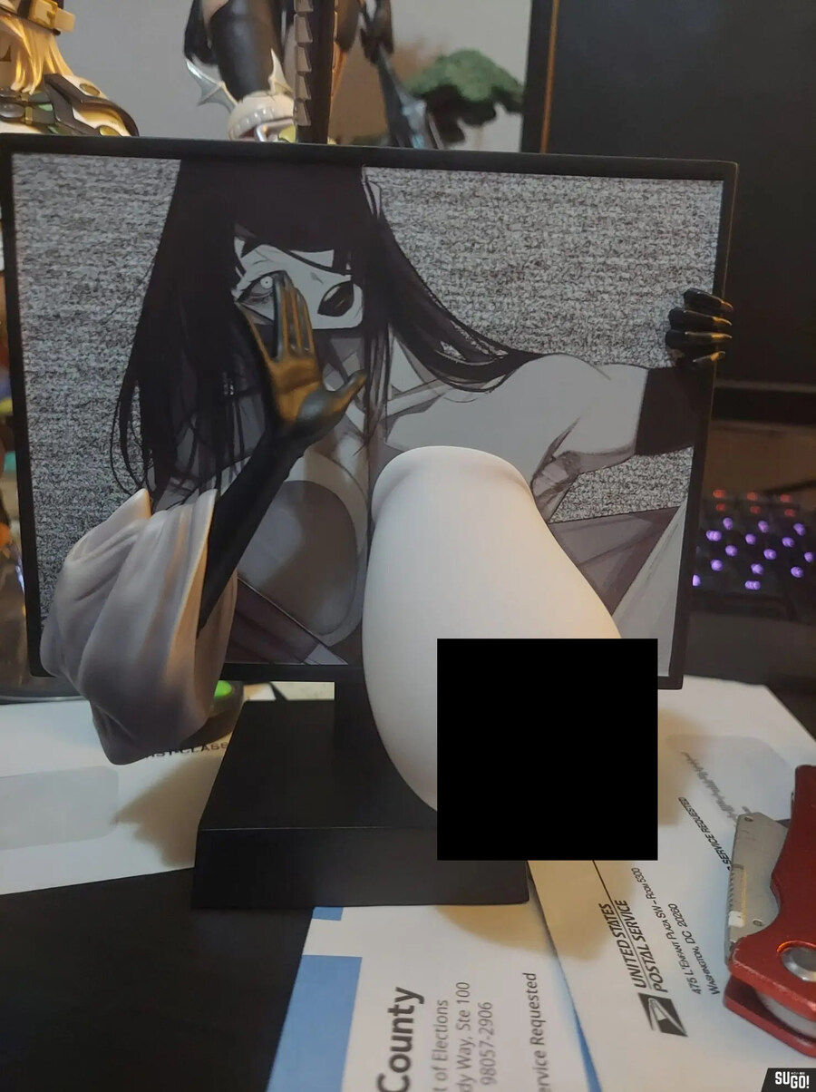 요즘 사다코 피규어_2.jpg