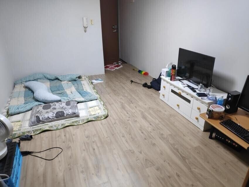 여자들은 이해 못하는 남자들의 진짜 미니멀 라이프..jpg_3.jpg