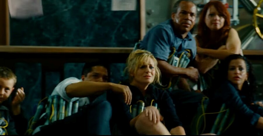 영화) 핸콕 명장면 "이제 착하게 살기로 결심한 핸콕" ㅋㅋㅋ_66.jpg