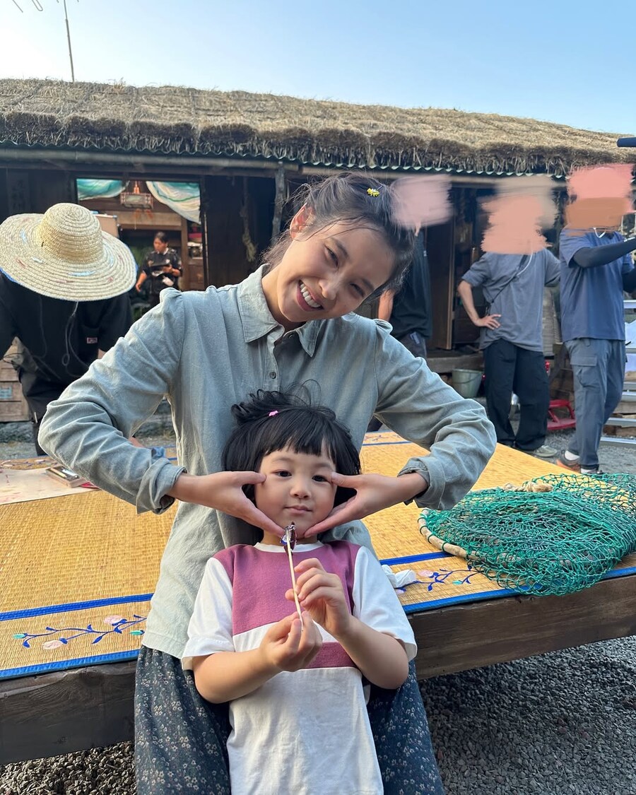 아역배우 신채린양 인스타그램_4.jpg