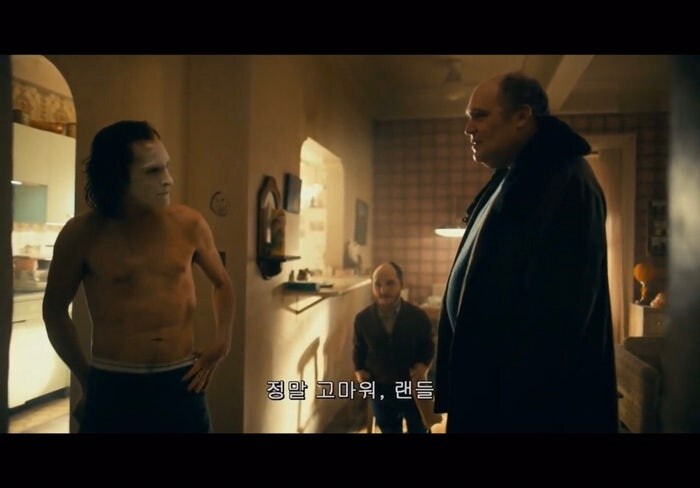 조커 1편이 되게 위험한 영화라고 느낀 이유._5.jpg