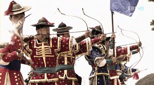 사극처럼 조선시대 마을 안에서 멋대로 법 집행하라면?_1.jpg